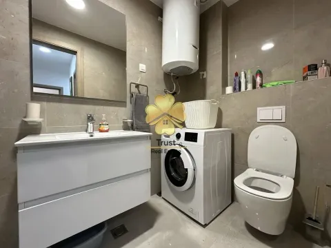 Izdavanje, dvosoban stan, 75m², Master Kvart, Podgorica - image 2