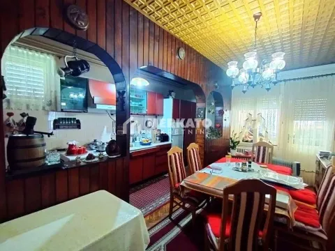 Prodaja, kuća, 170m², Zeleno Polje, Zrenjanin - image 8