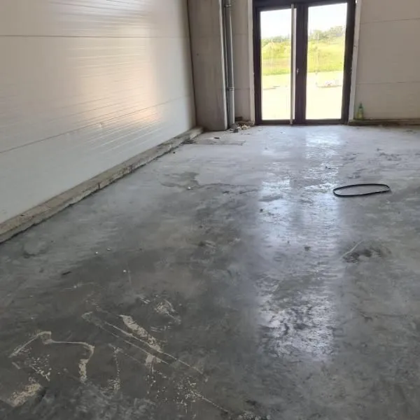 Rent, office space, 1400m², Čukarica, Beograd