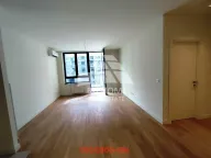 Izdavanje, dvosoban stan, 57m², Savski Venac, Beograd - image 1