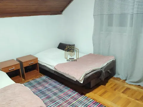 Izdavanje, trosoban stan, 100m², Stari Aerodrom, Podgorica - image 7