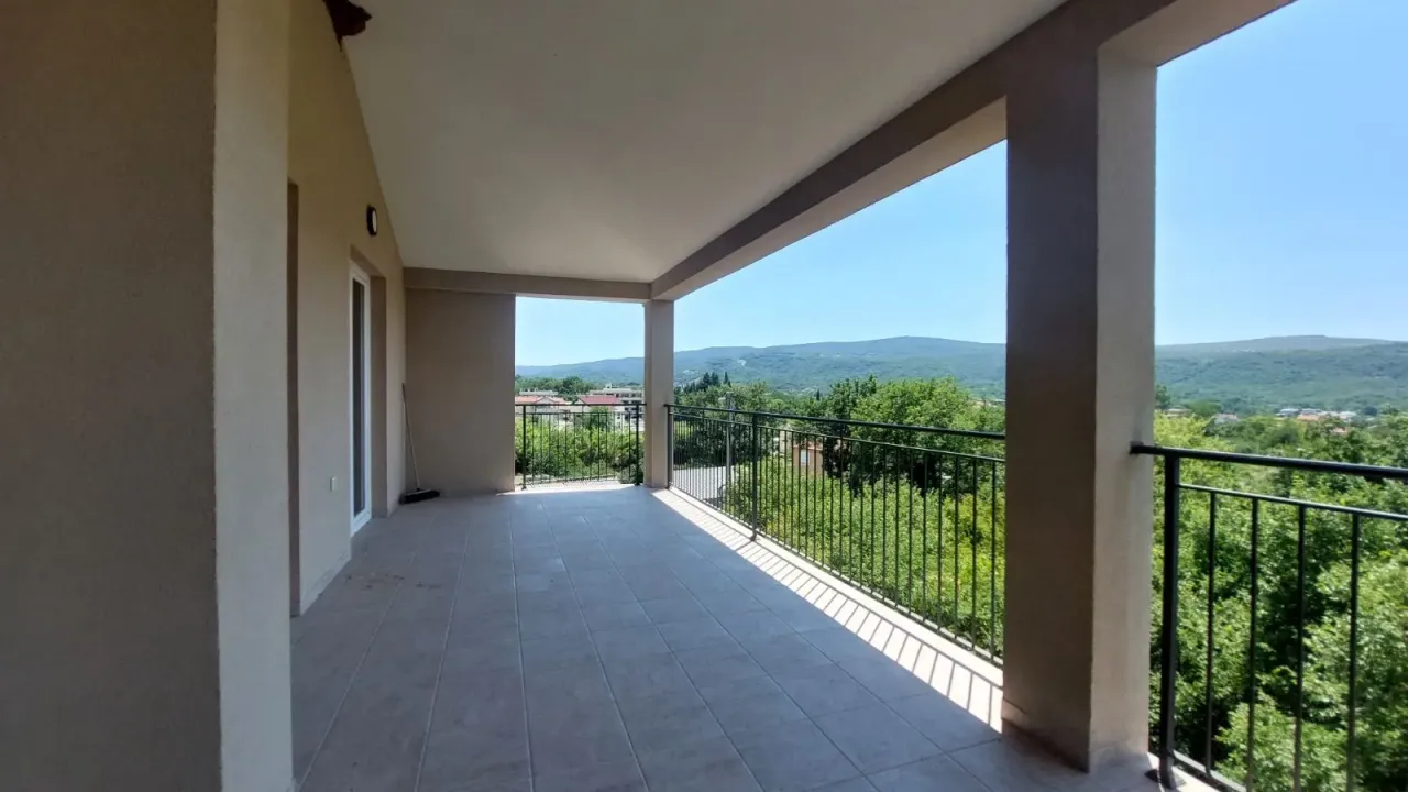 Rent, two bedroom apartment, 100m², Radanovići, Kotor