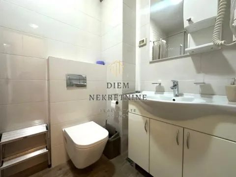 Sale, one bedroom apartment, 47m², City Kvart, Podgorica - image 12