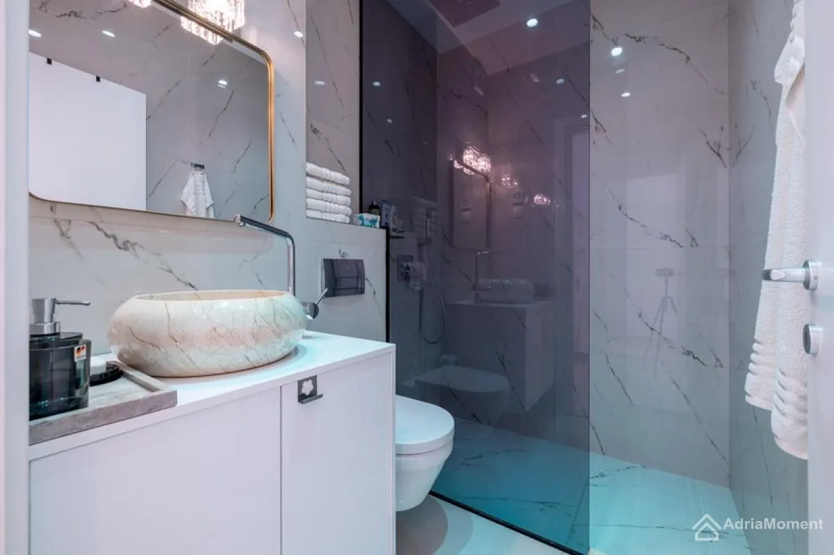 Sale, one bedroom apartment, 56m², Rafailovići, Budva