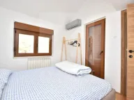 Izdavanje, kuća, 300m², Gorica C, Podgorica - image 12