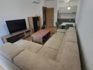 Izdavanje, jednosoban stan, 45m², City Kvart, Podgorica