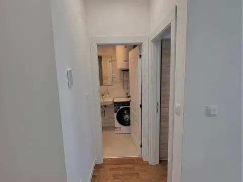 Rent, one bedroom apartment, 45m², Stari Aerodrom, Podgorica - image 8