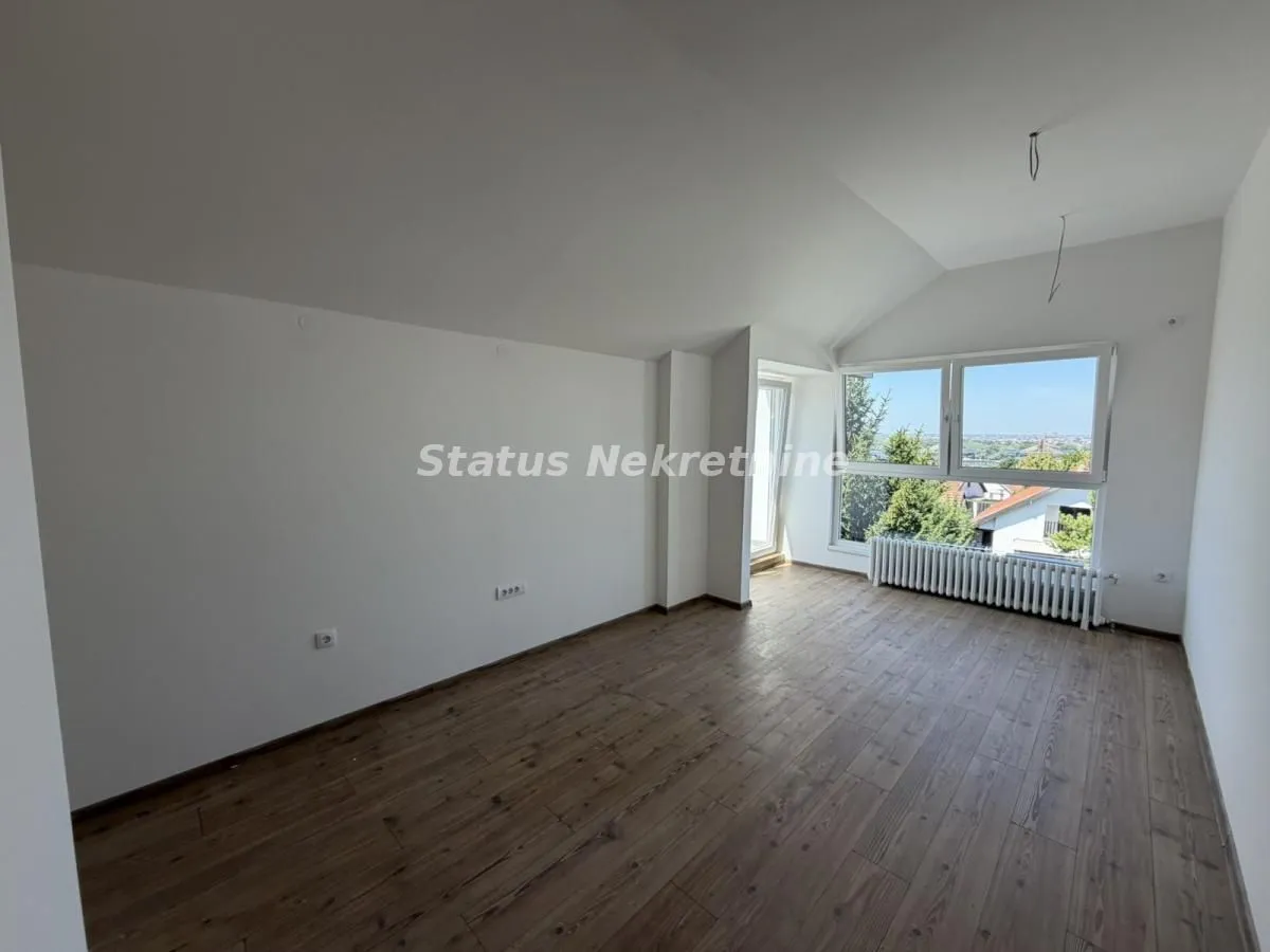 Prodaja, dvosoban stan, 54m², Sremska Kamenica, Petrovaradin