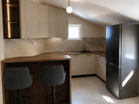Rent, two bedroom apartment, 80m², Murtovina, Podgorica - image 4