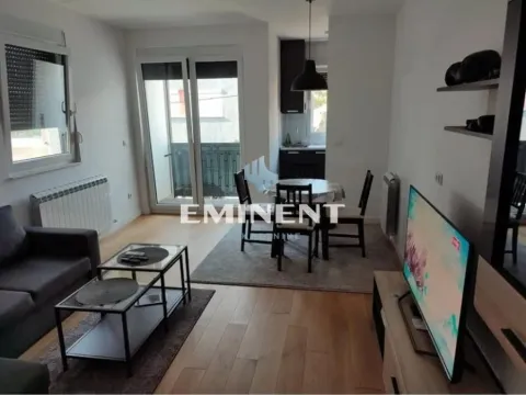 Izdavanje, dvosoban stan, 40m², Lekino Brdo, Voždovac Sve Podlokacije - image 3