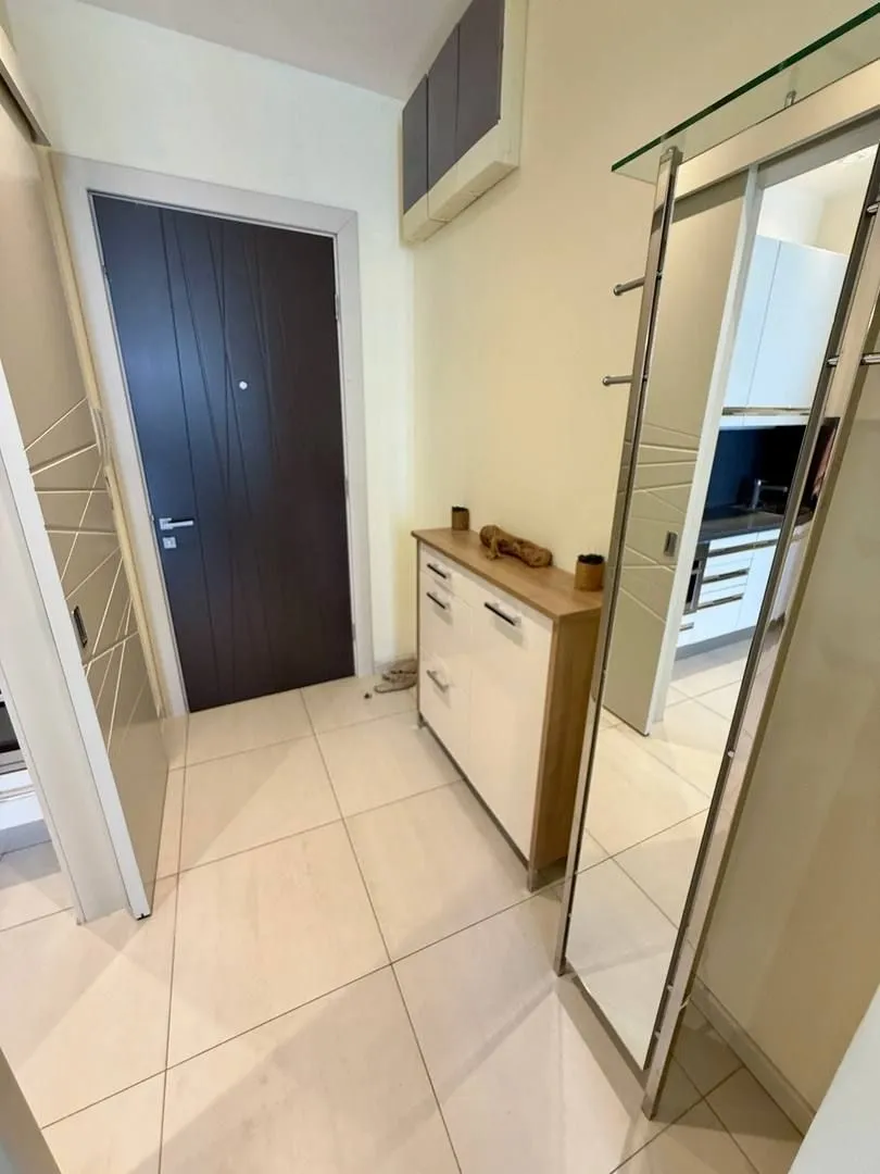 Izdavanje, jednosoban stan, 70m², Centar, Budva