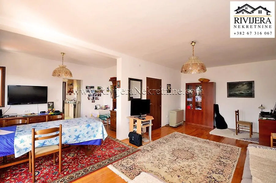 Prodaja, kuća, 260m², Baošići, Herceg Novi