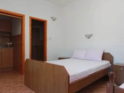 Sale, house, 300m², Stoliv, Kotor - image 3