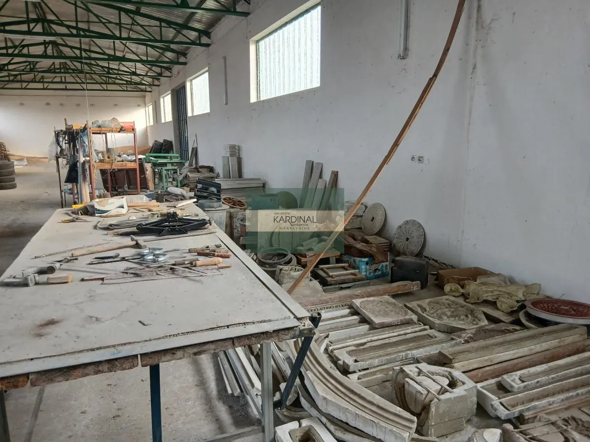 Sale, office space, 723m², Veliki Popović, Despotovac