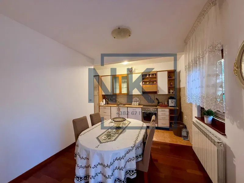 Rent, three bedroom apartment, 100m², Gorica C, Podgorica