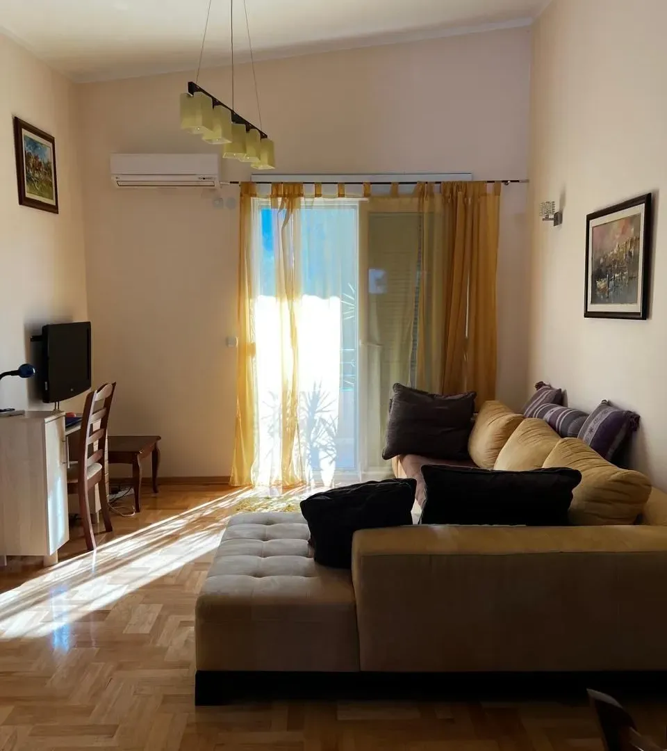 Sale, two bedroom apartment, 73m², Đenovići, Herceg Novi