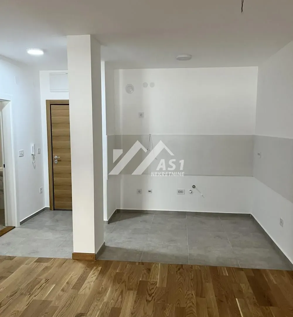 Izdavanje, dvosoban stan, 48m², Telep, Novi Sad Sve Podlokacije
