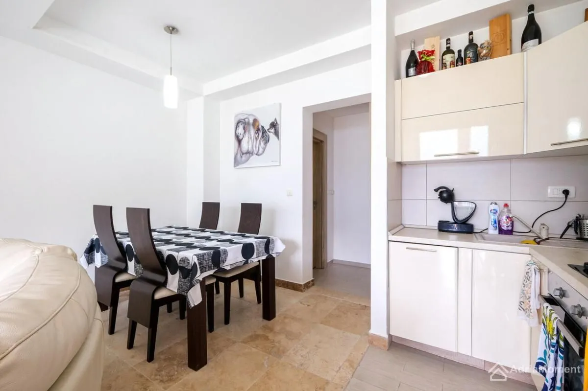 Sale, two bedroom apartment, 68m², Kostanjica, Kotor