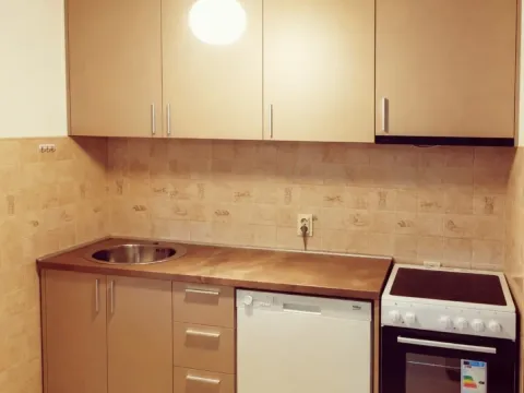 Rent, one bedroom apartment, 59m², Blok 5, Podgorica - image 9