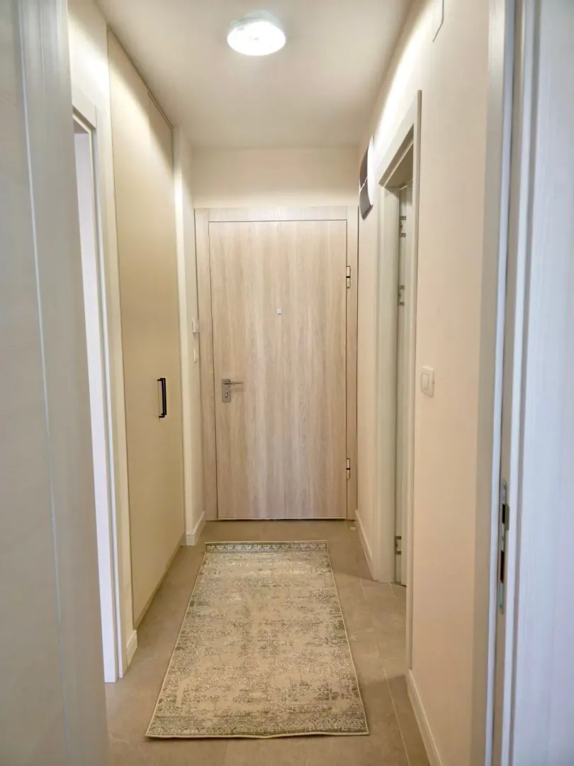 Rent, one bedroom apartment, 40m², Pobrežje, Podgorica