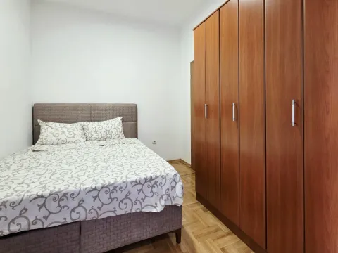 Rent, one bedroom apartment, 43m², Tuški Put, Podgorica - image 10