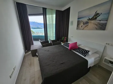 Rent, one bedroom apartment, 57m², Budva, Crna Gora - image 20