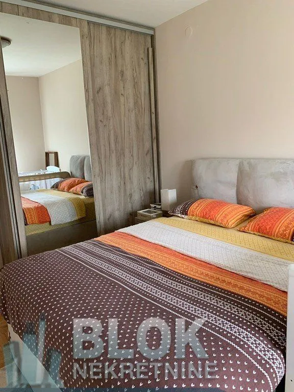 Izdavanje, dvosoban stan, 74m², Zabjelo, Podgorica