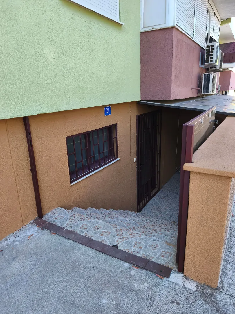 Rent, office space, 47m², Stari Aerodrom, Podgorica