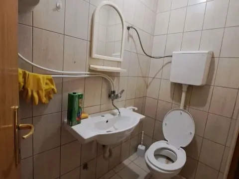 Rent, office space, 60m², Stara Varoš, Podgorica - image 2