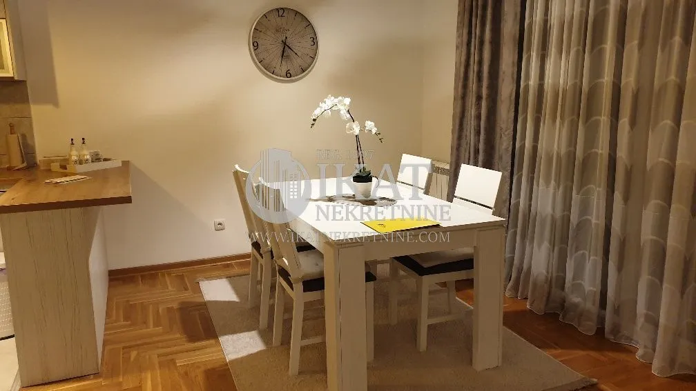 Prodaja, četvorosoban stan, 114m², Jajinci, Voždovac Sve Podlokacije