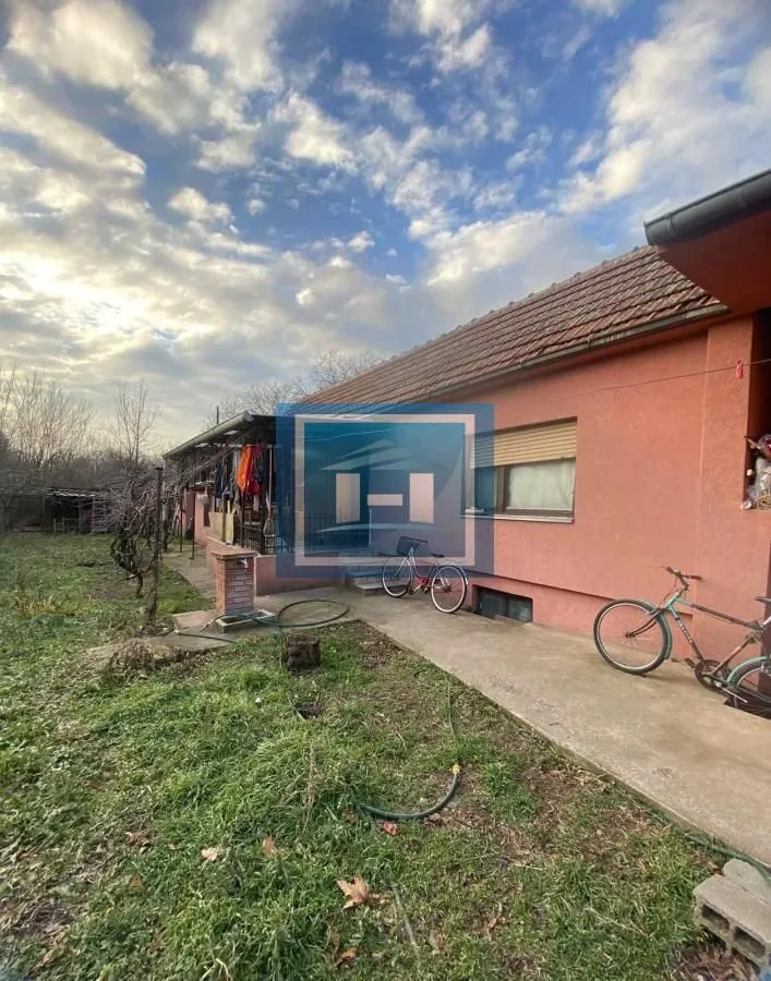 Prodaja, kuća, 98m², Dom Zdravlja, Ćuprija