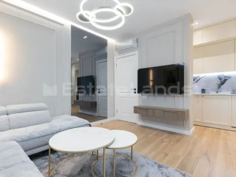 Rent, two bedroom apartment, 75m², Centar, Tivat