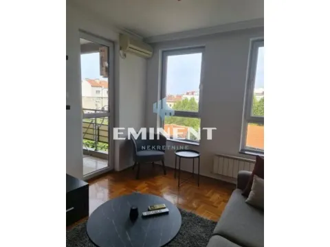 Izdavanje, dvosoban stan, 50m², Crveni Krst, Beograd - image 2