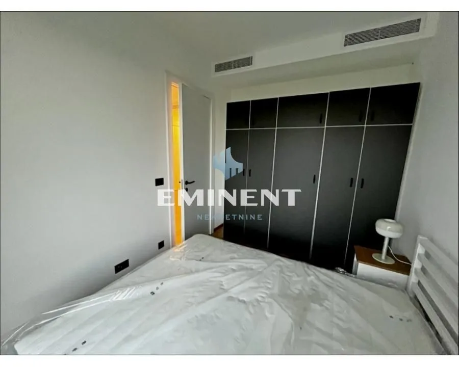 Rent, two bedroom apartment, 50m², Stari Grad, Beograd
