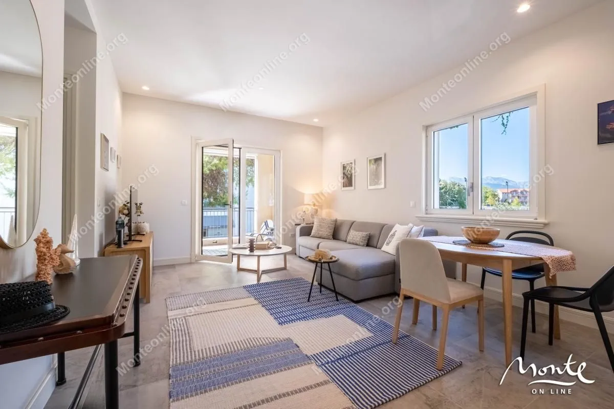 Prodaja, jednosoban stan, 57m², Luštica Bay, Tivat
