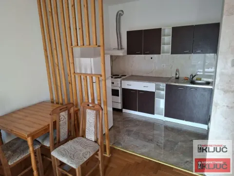 Izdavanje, jednosoban stan, 44m², Novo naselje, Novi Sad - image 3