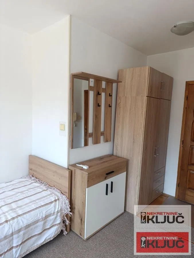 Izdavanje, garsonjera, 24m², Grbavica, Novi Sad Sve Podlokacije