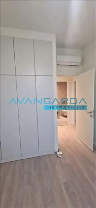 Izdavanje, stan, 75m², Beograd Na Vodi, Beograd