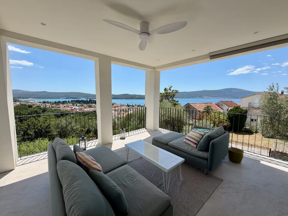 Sale, house, 220m², Tripovići, Tivat