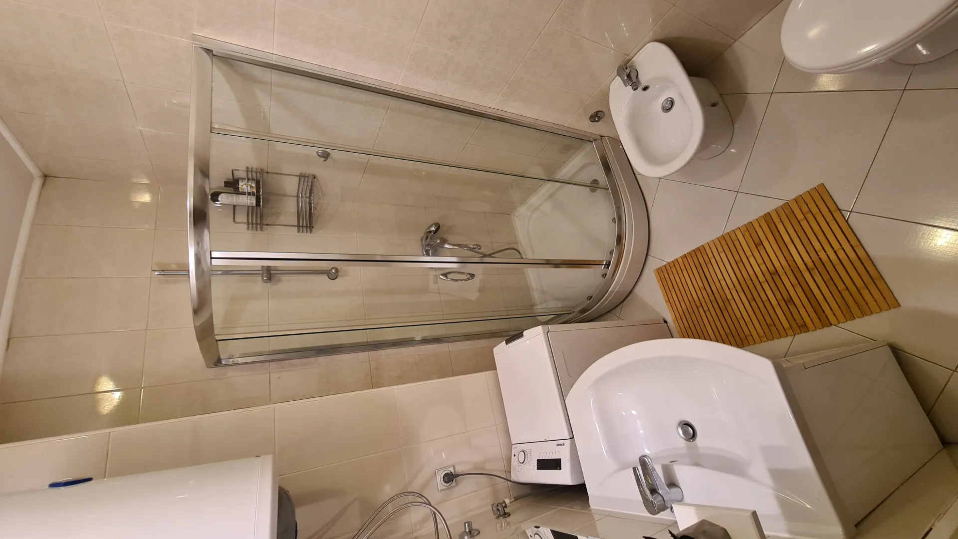Izdavanje, dvosoban stan, 65m², Stara Varoš, Podgorica