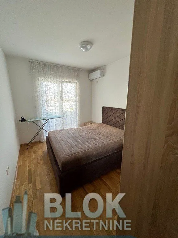 Izdavanje, jednosoban stan, 52m², Stari Aerodrom, Podgorica