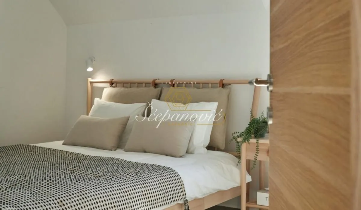 Rent, house, 295m², Sremski Karlovci, Novi Sad