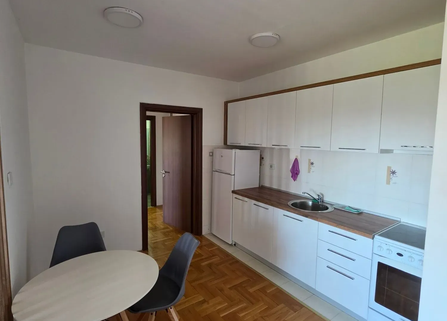 Rent, two bedroom apartment, 65m², Podgorica, Crna Gora