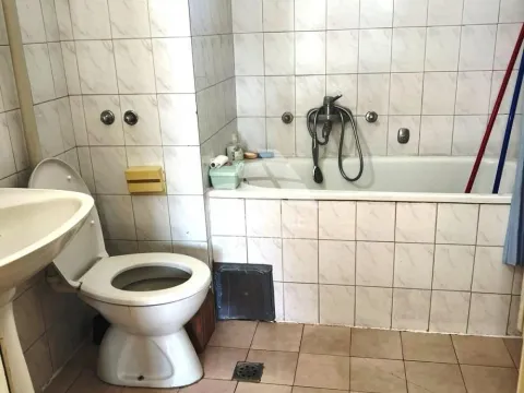 Sale, three bedroom apartment, 70m², Brace Jerković, Voždovac Sve Podlokacije - image 6