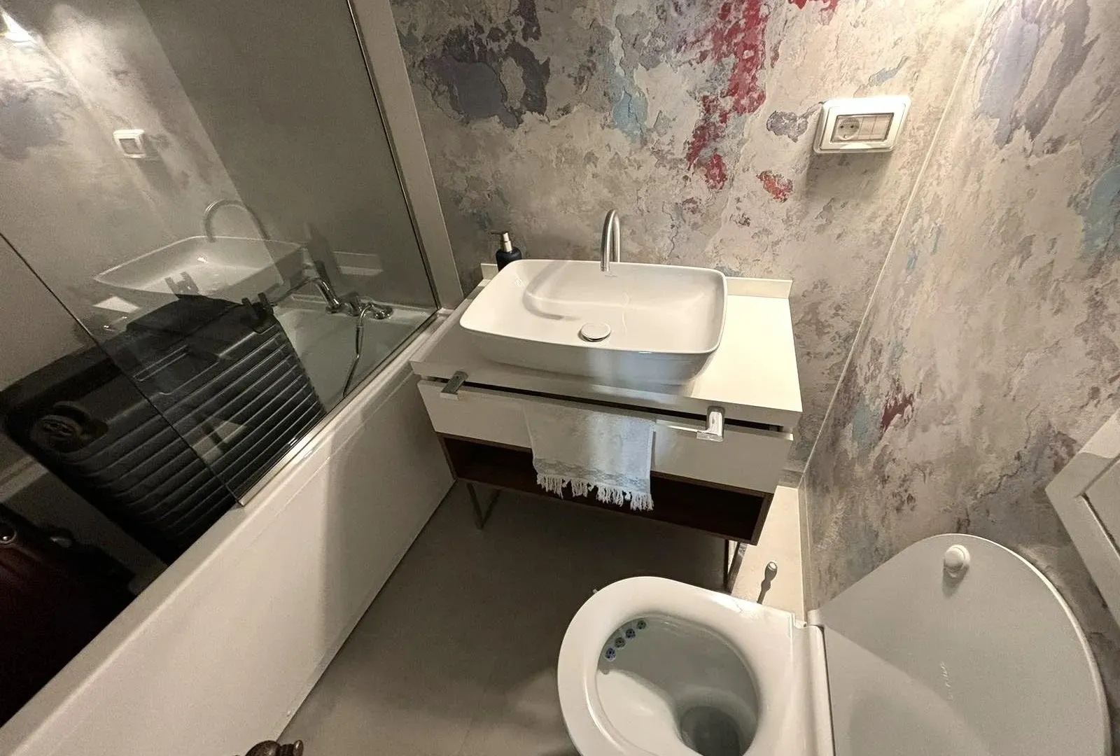 Sale, three bedroom apartment, 109m², Centar, Podgorica