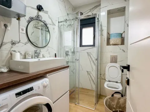 Izdavanje, jednosoban stan, 36m², Dalmatinska ulica, Podgorica - image 8