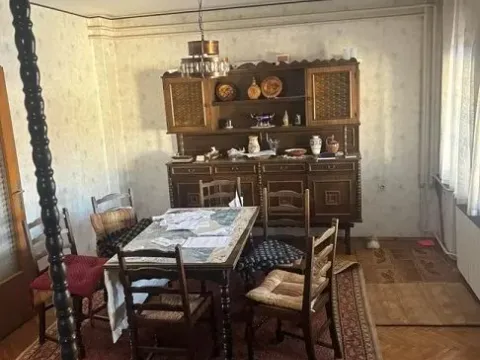 Prodaja, kuća, 200m², Bački Petrovac, Novi Sad - image 11