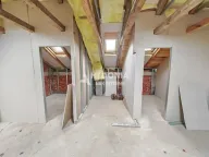 Izdavanje, poslovni prostor, 200m², Jakovo, Surčin - image 2