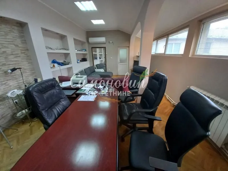 Izdavanje, poslovni prostor, 70m², Stari Košutnjak, Rakovica