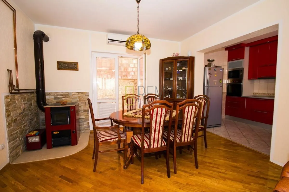 Prodaja, kuća, 340m², Bar, Crna Gora